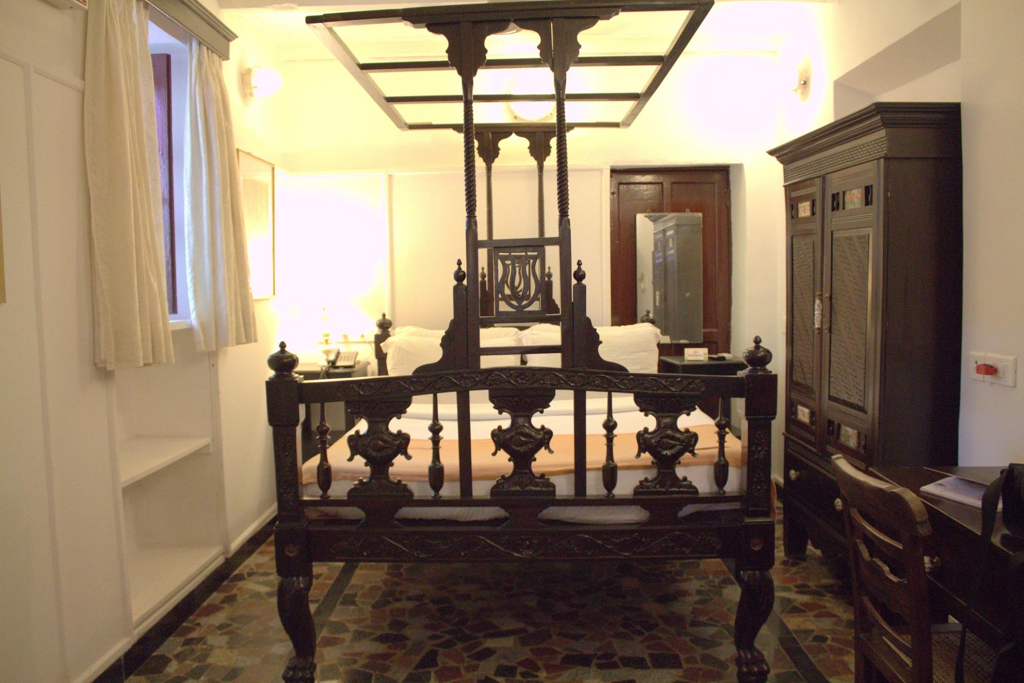 WelcomHeritage Panjim Pousada Panaji Bagian luar foto